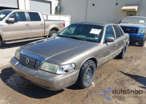 2004 Mercury Grand Marquis Gs z USA, uszkodzony, nr VIN 2MEFM74W04X689632